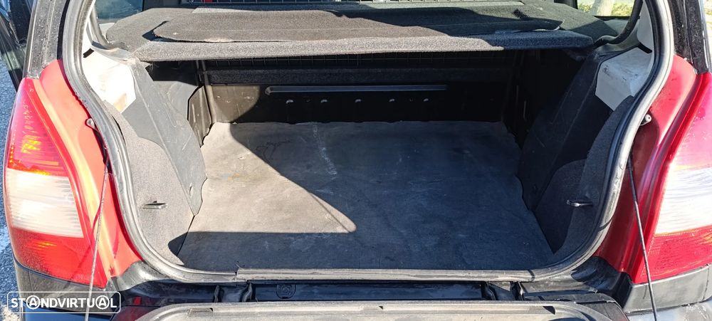 Citroën C2 1.4 HDi VTR - 11