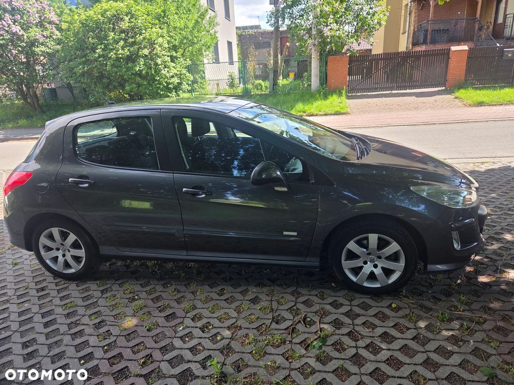 Peugeot 308 120 VTi Millesim 200 - 6