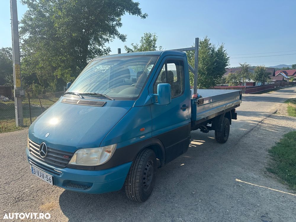 Mercedes-Benz Sprinter - 4