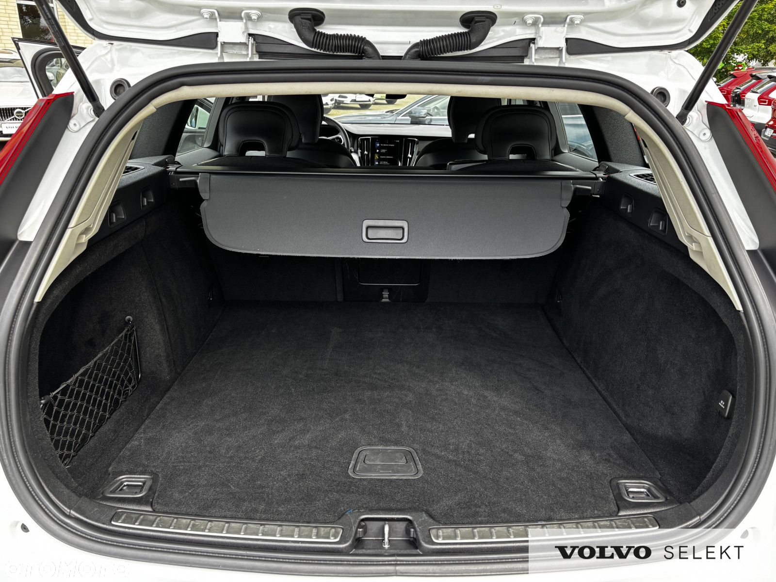 Volvo V60 Cross Country - 20