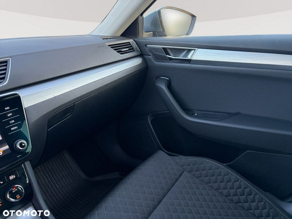 Skoda Superb 2.0 TDI DSG Ambition - 21