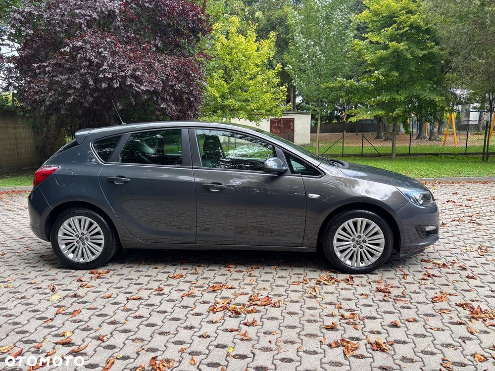 Opel Astra - 11