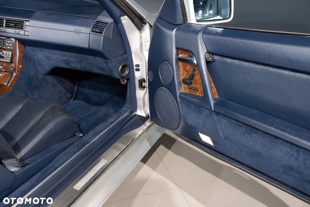 Mercedes-Benz SL 500 - 16