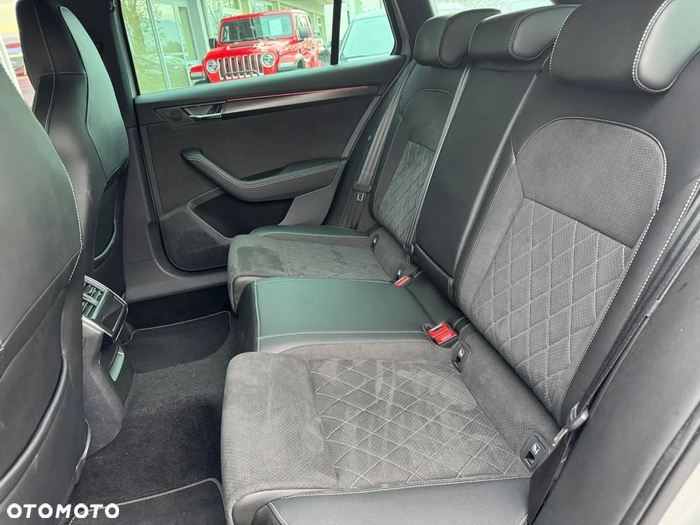 Skoda Superb 2.0 TDI Sportline DSG7 - 6