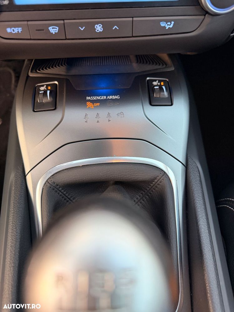 Toyota Avensis 2.0 D-4D Executive - 13