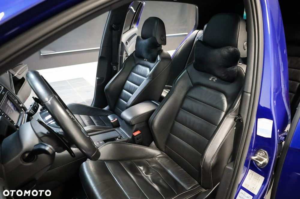 Volkswagen Golf - 20