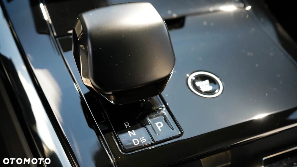 Land Rover Range Rover Sport P635 SV - 24