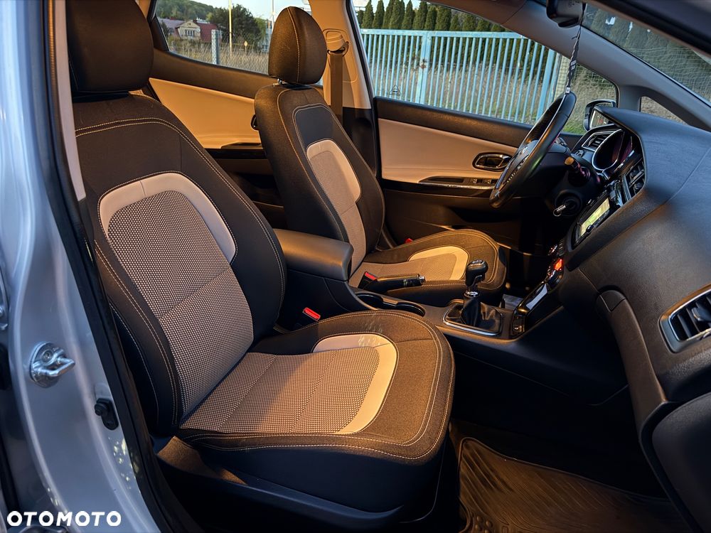 Kia Ceed 1.6 CRDi L - 8