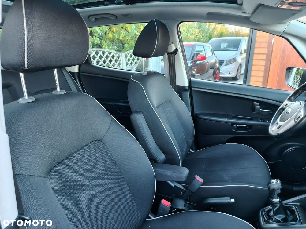 Kia Venga - 20