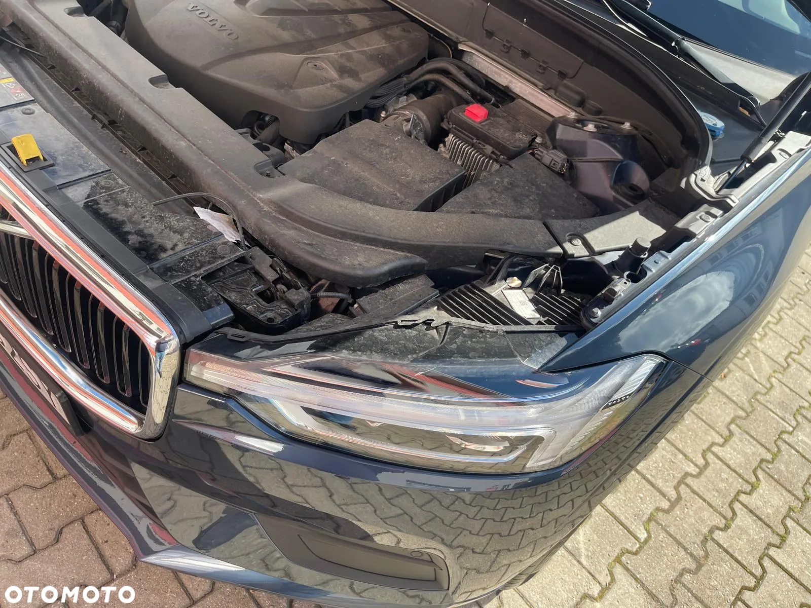 Volvo XC 60 D4 Momentum - 23