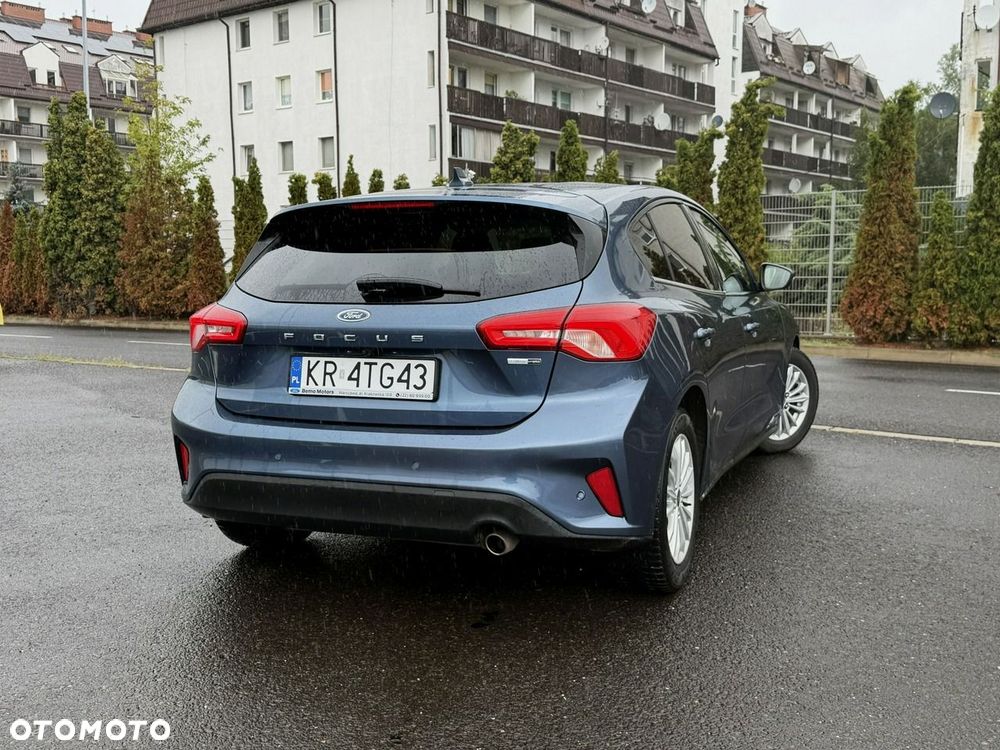 Ford Focus 1.0 EcoBoost Hybrid TITANIUM DESIGN - 10