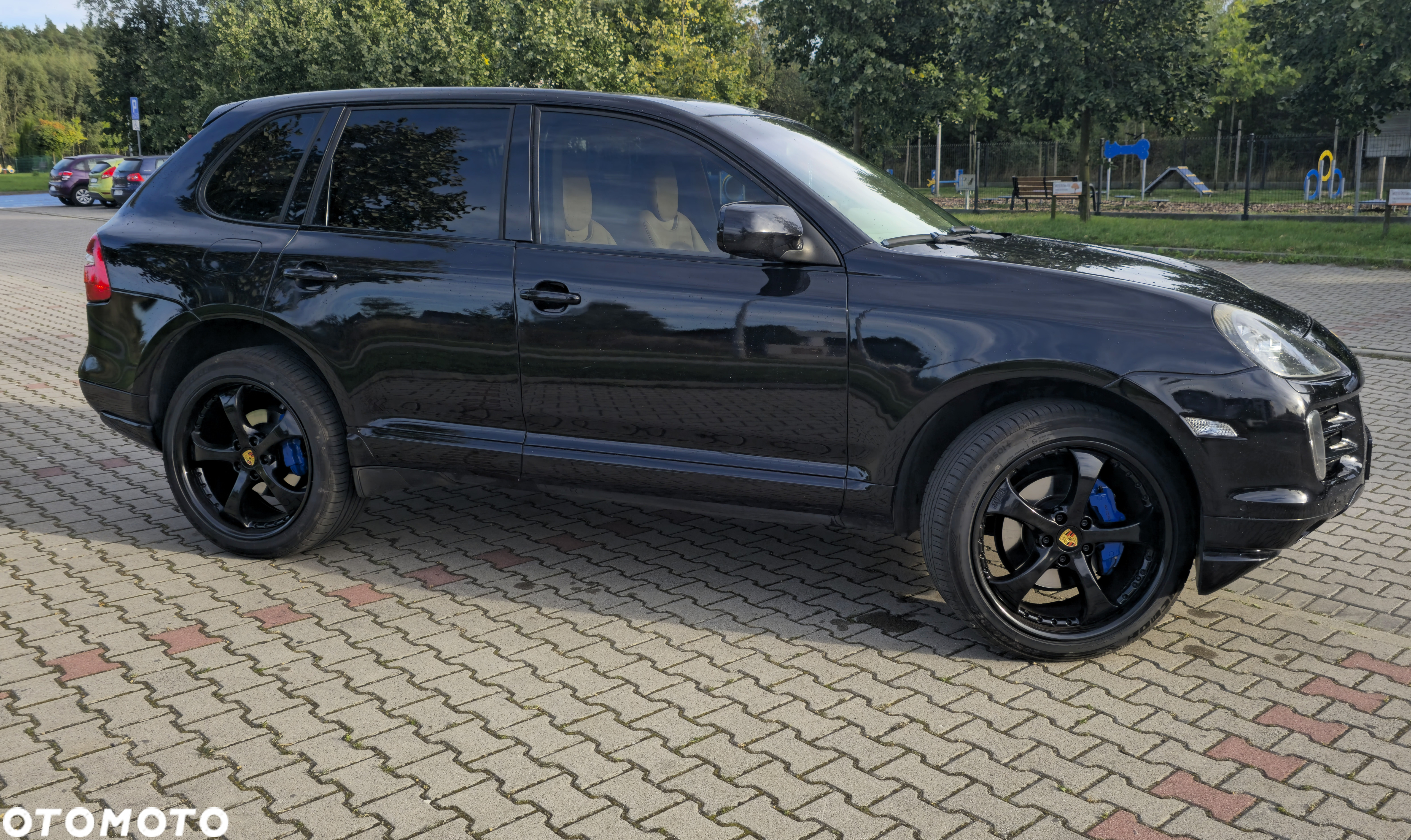 Porsche Cayenne - 4