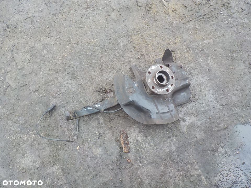 ALFA ROMEO 159 2.4 JTDM ZWROTNICA PRAWY PRZÓD - 1