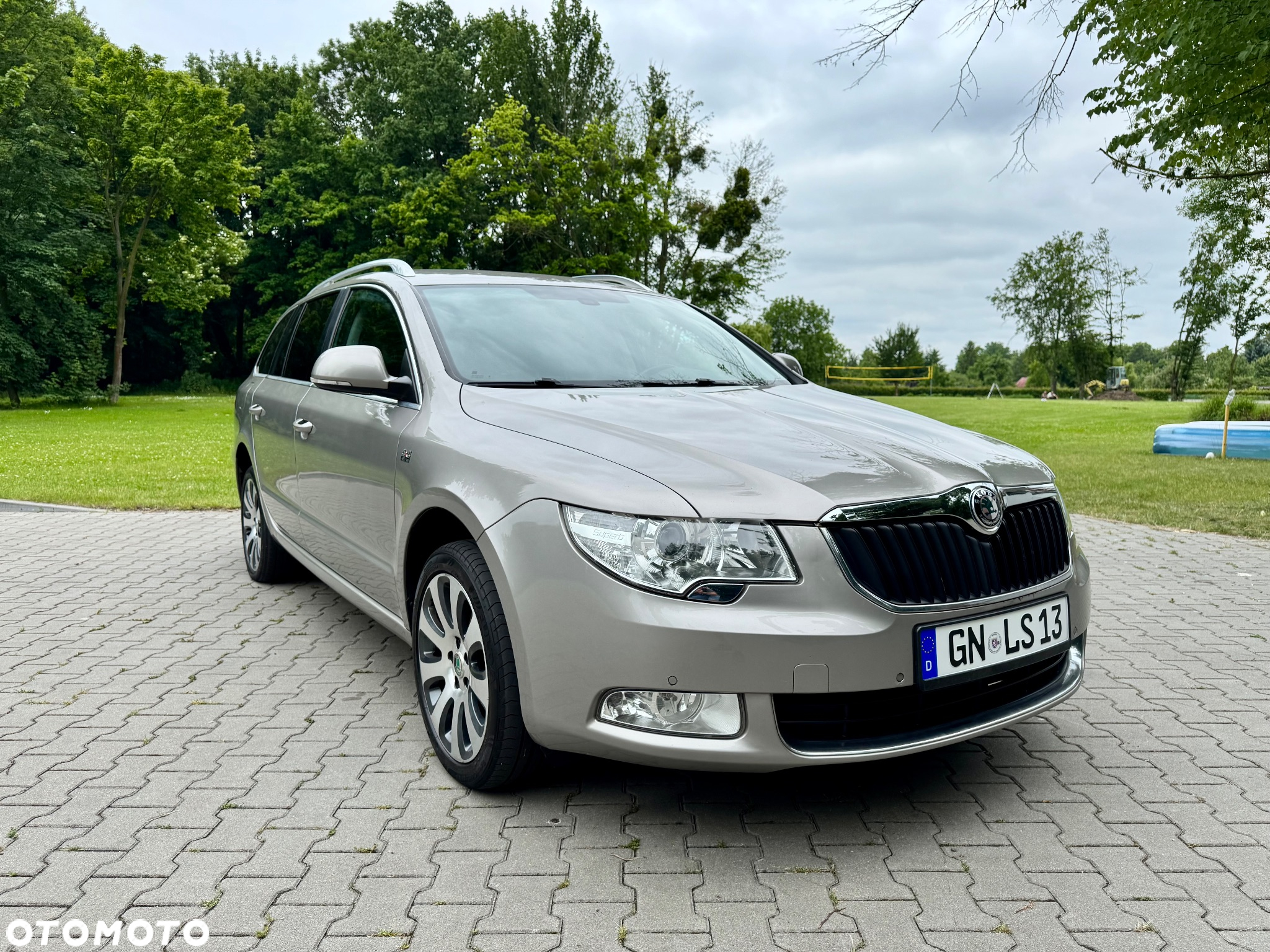 Skoda Superb 2.0 TDI Green tec 4x4 DSG Exclusive - 27