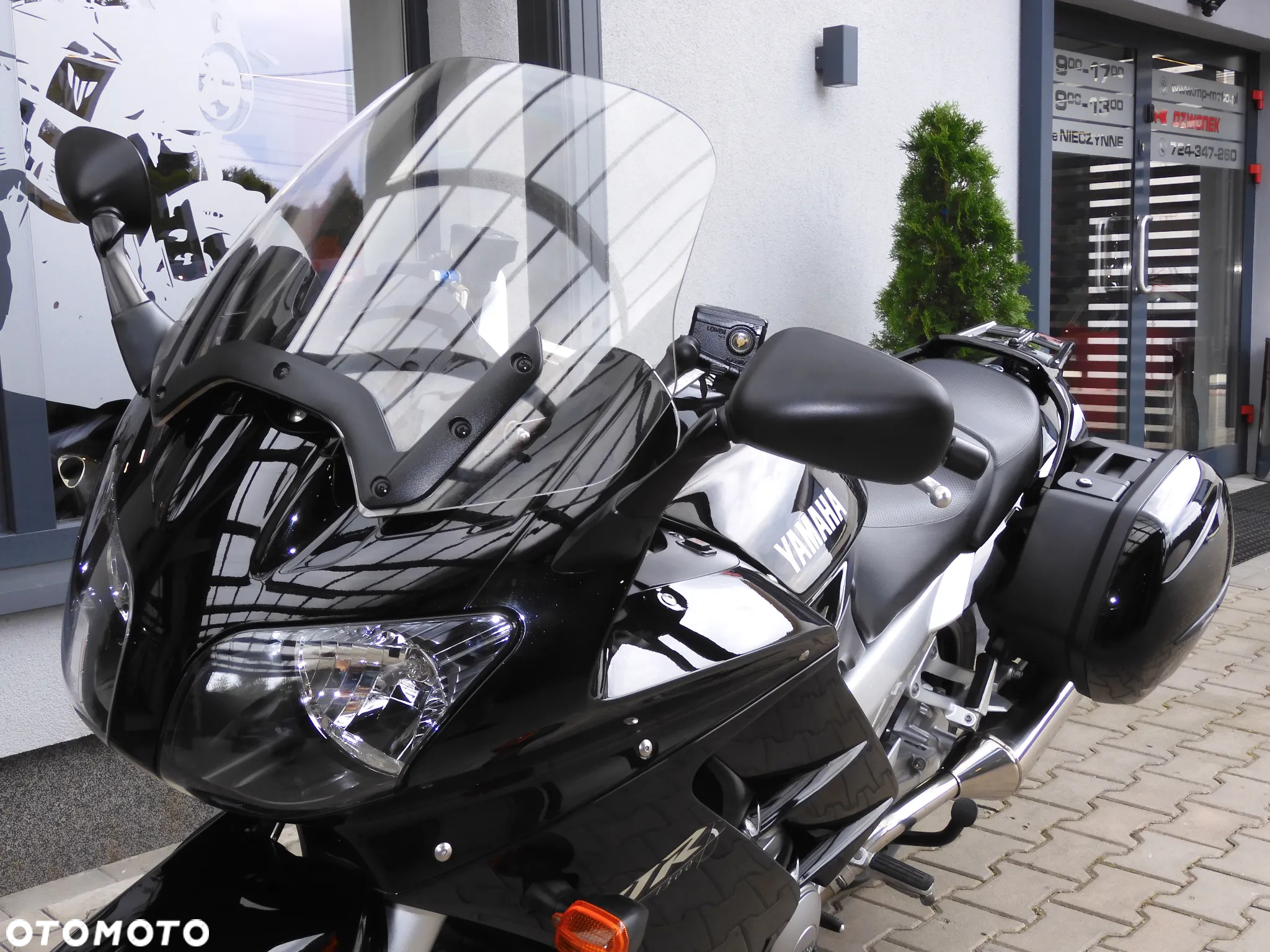 Yamaha FJR - 18