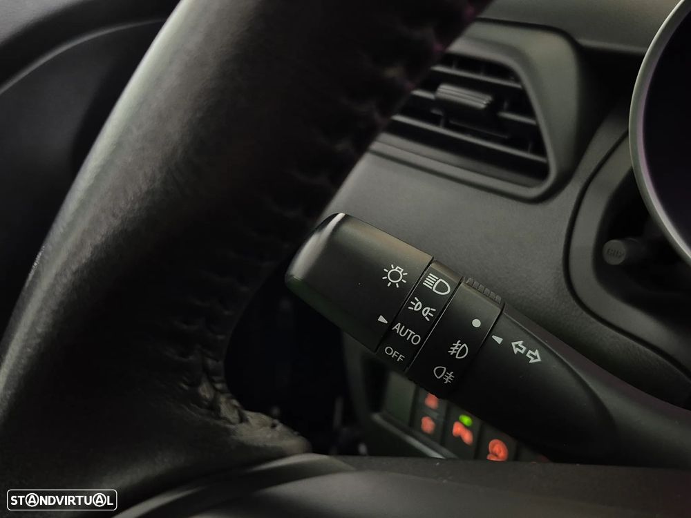 Suzuki Swift 1.2 Mild Hybrid GLE - 29