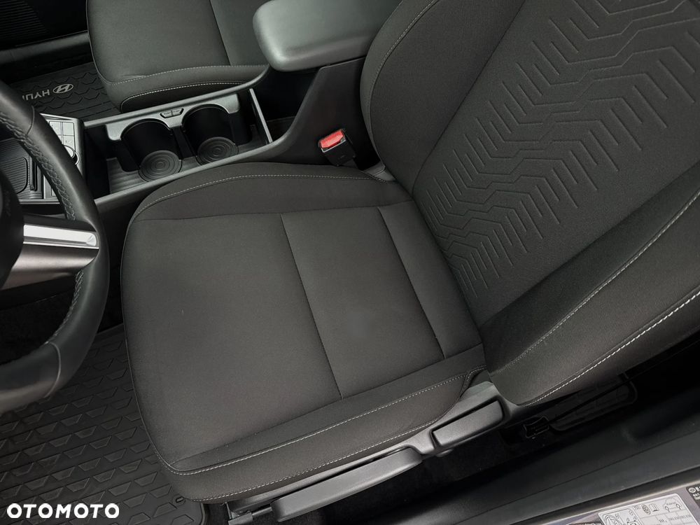 Hyundai Kona 1.6 GDI Hybrid Executive DCT - 26