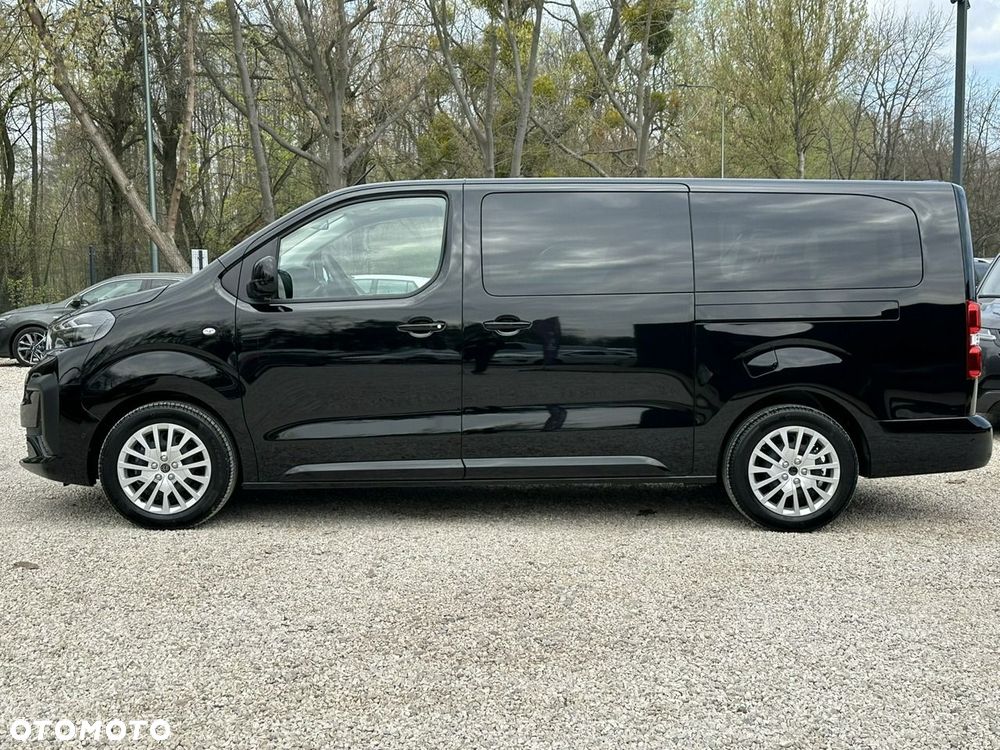 Peugeot Traveller - 4
