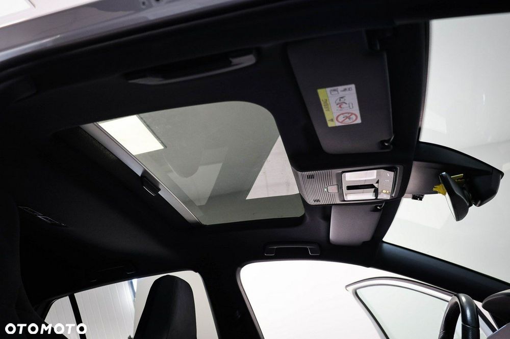 Volkswagen Golf 2.0 TSI 4Motion R DSG - 23