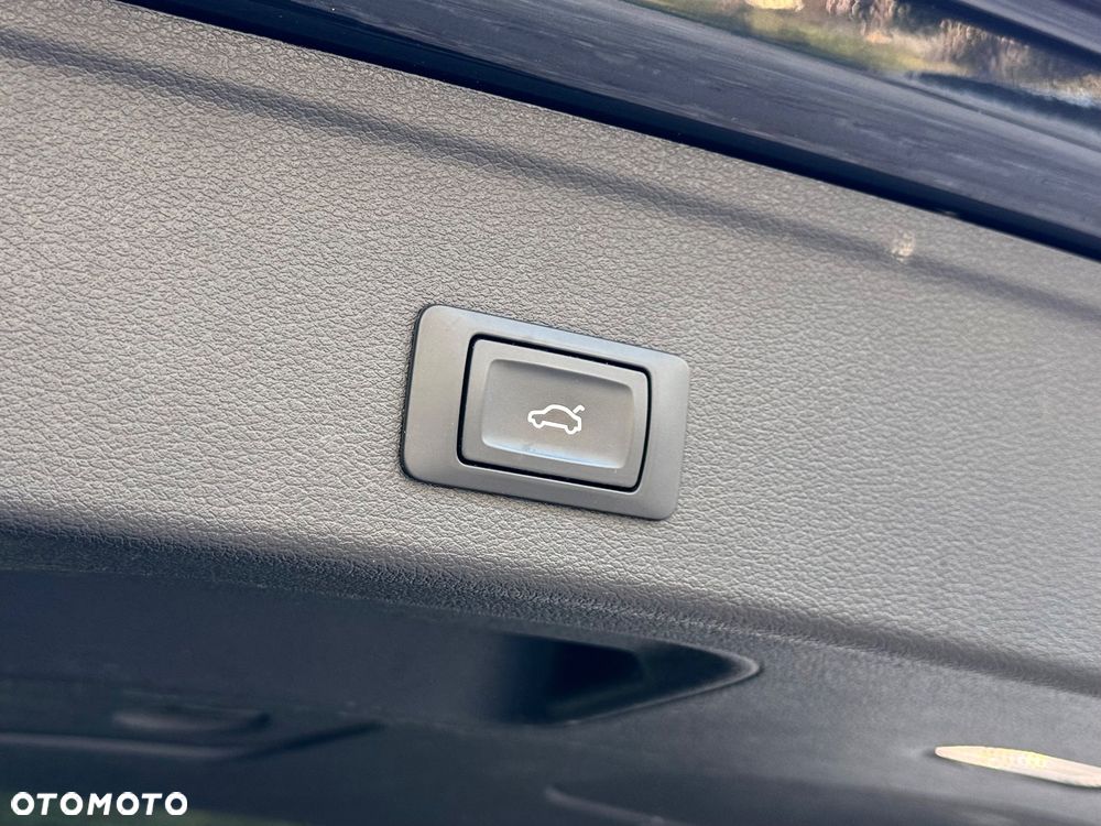 Audi A4 Avant - 25