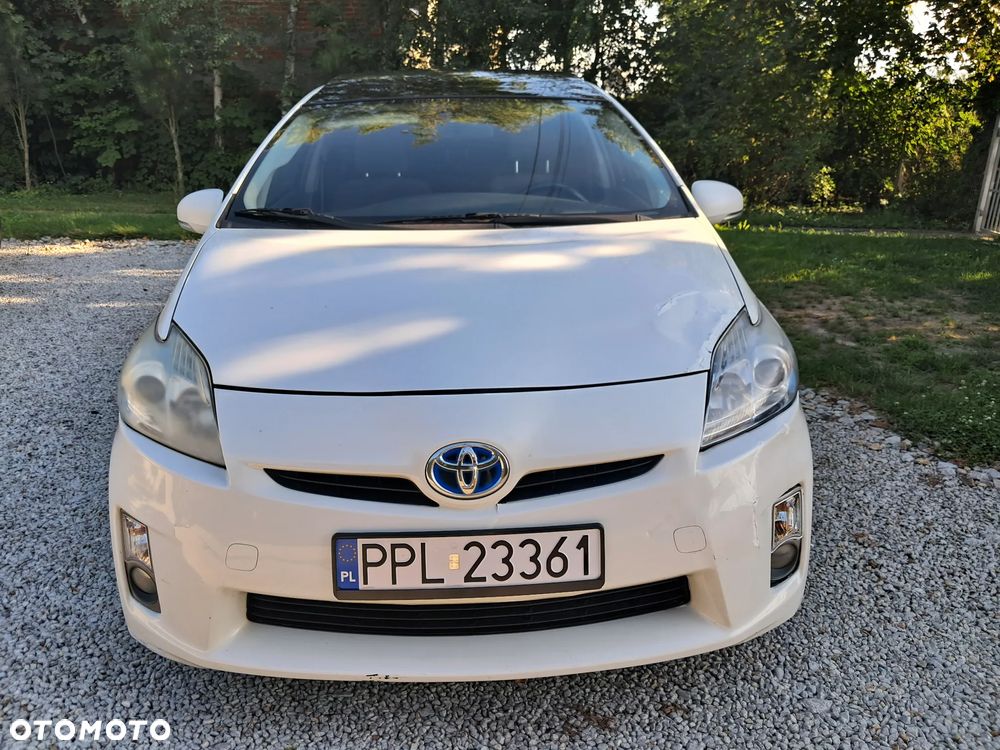 Toyota Prius 1.8 HSD Premium - 14