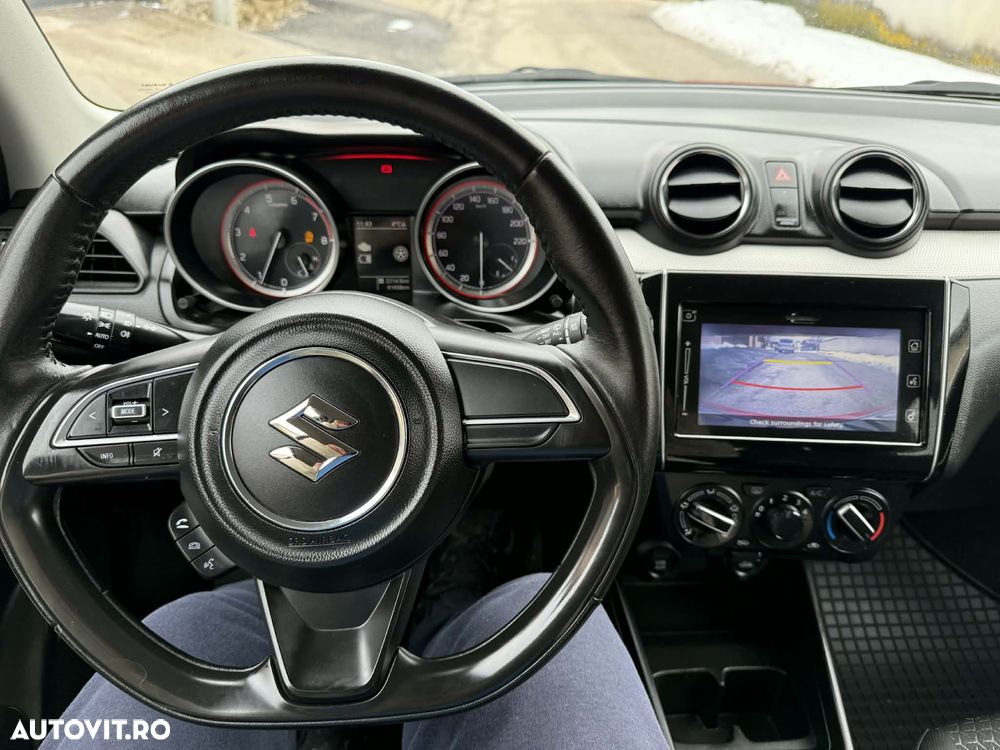 Suzuki Swift M-Hybrid 1.2 Passion - 7