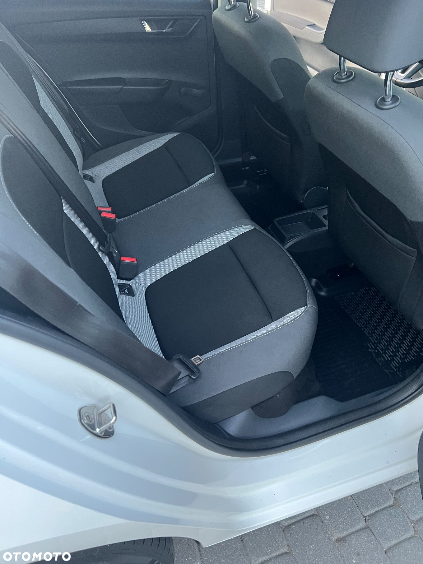 Skoda Fabia 1.2 TSI Ambition - 11