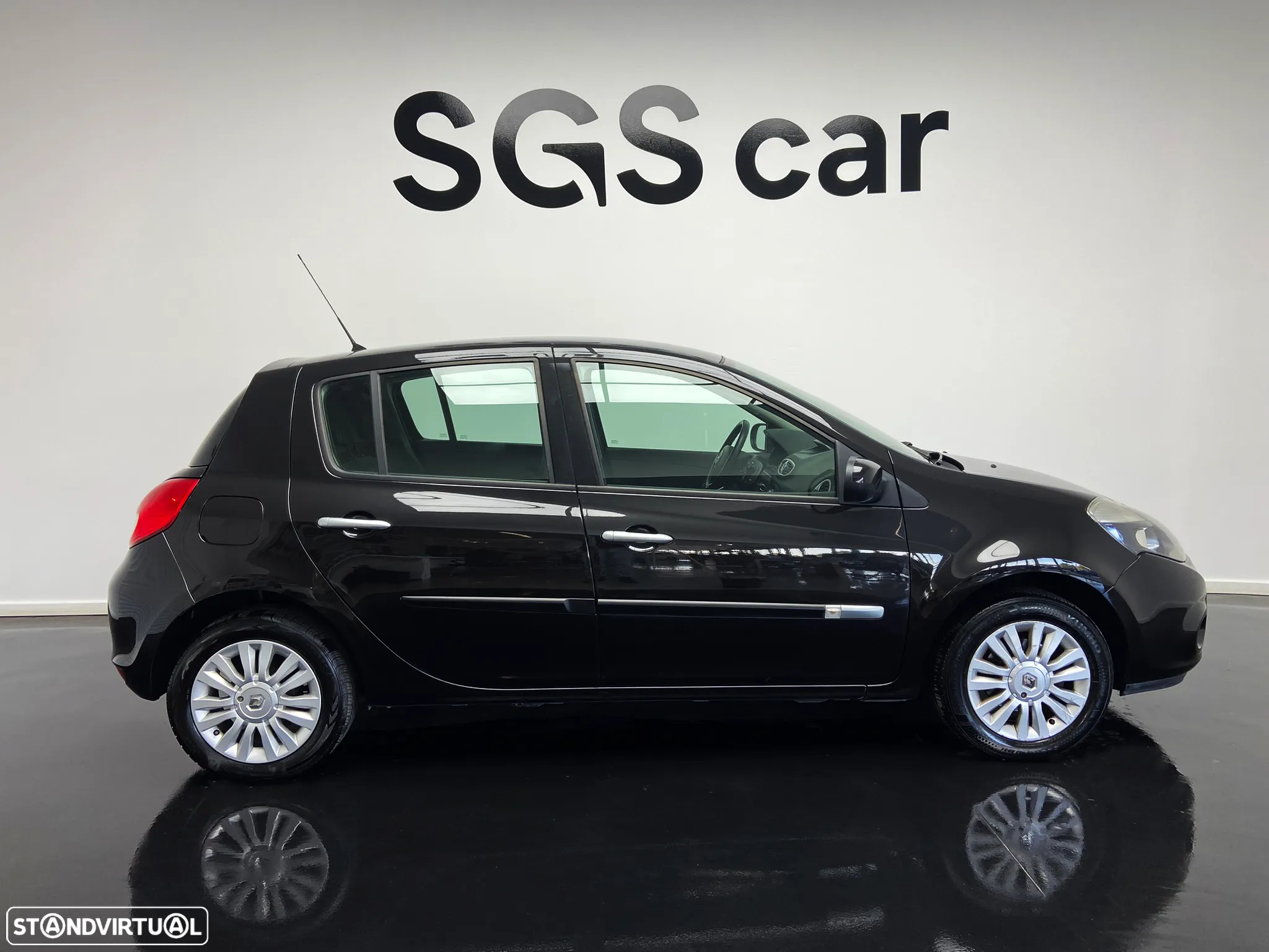 Renault Clio 1.2 16V Dynamique S - 5