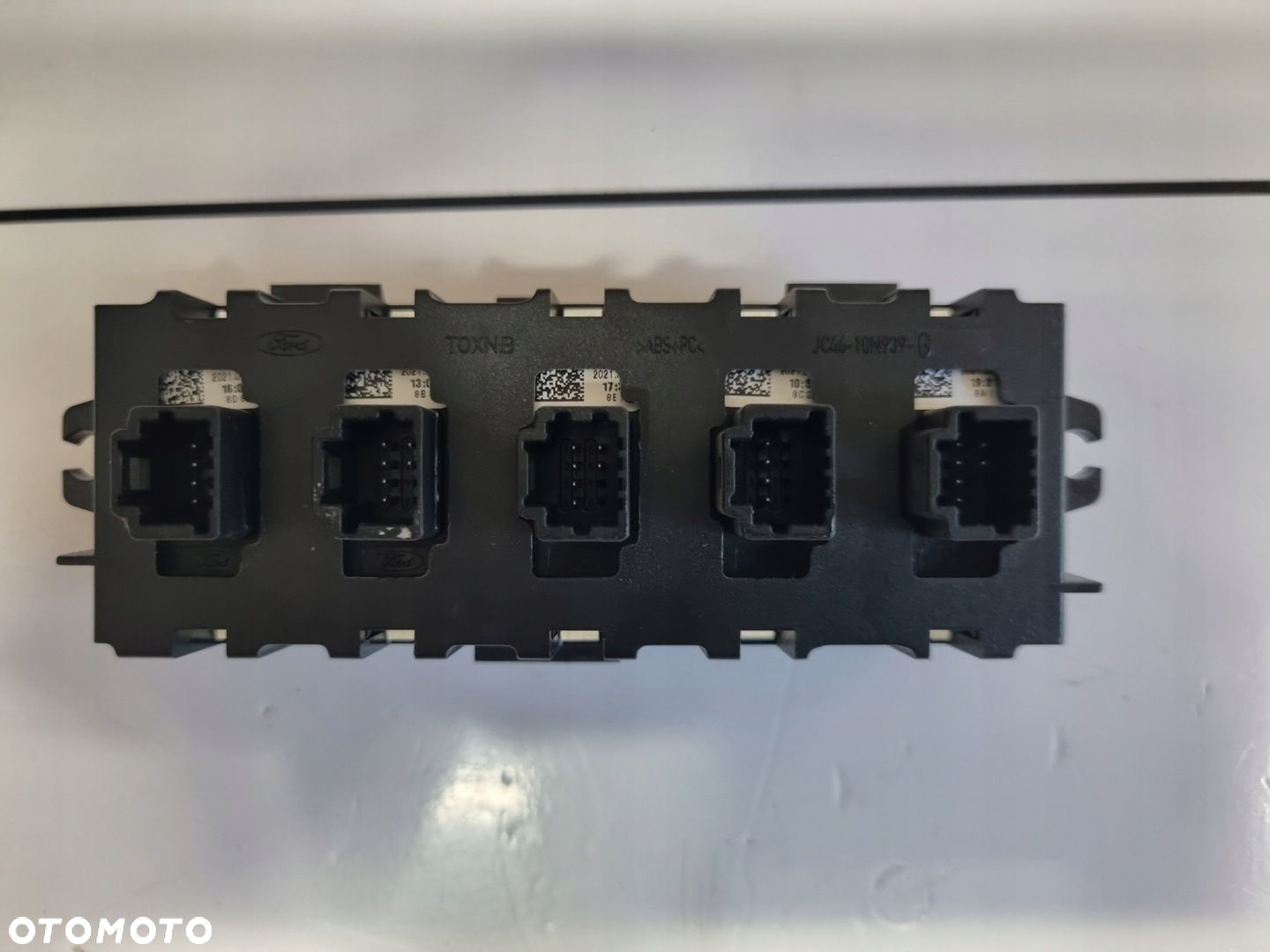 PANEL STEROWANIA PRZYCISKI WYPOSAŻENIA KABINY FORD F-MAX EURO 6 - 3