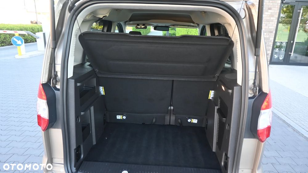Ford Tourneo Courier 1.0 EcoBoost Titanium - 15
