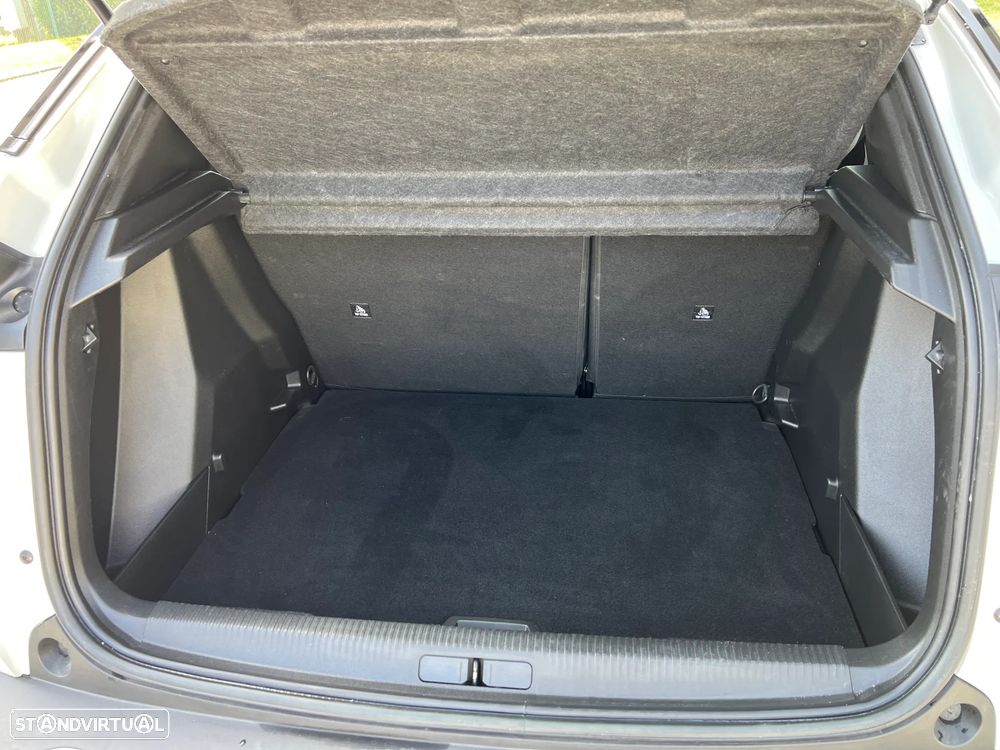 Peugeot 2008 1.2 PureTech GT Line EAT8 - 12