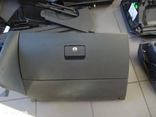 Schowek pasażera VW Golf IV - 1