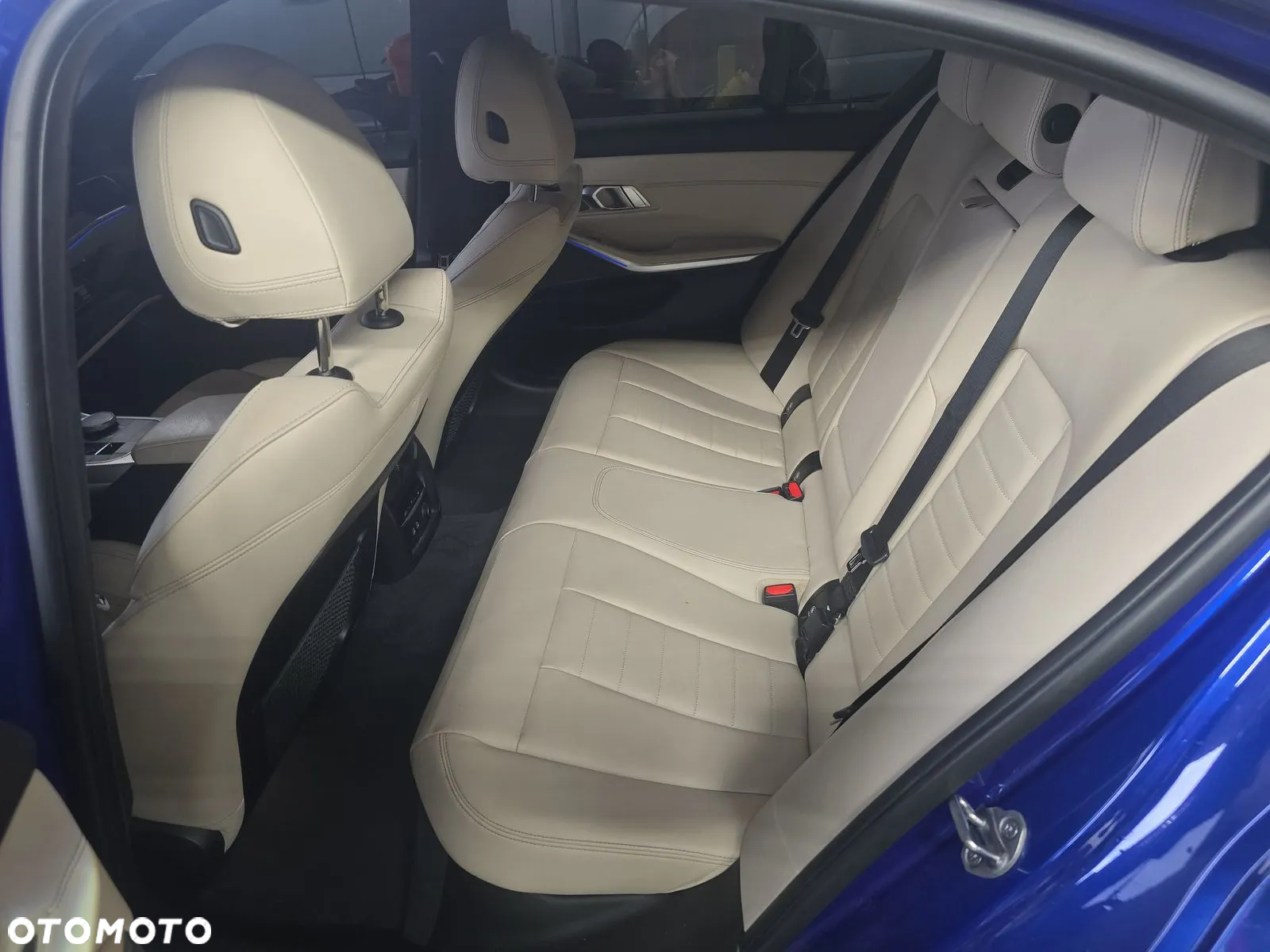 BMW Seria 3 330i Sport Line Shadow - 15