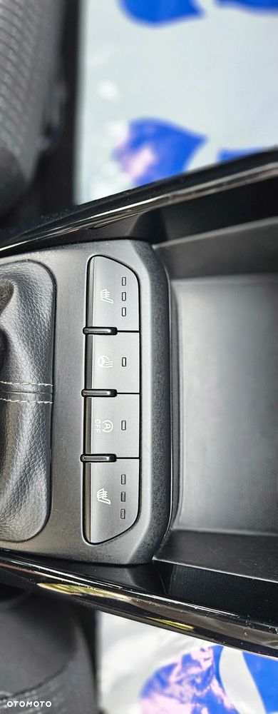 Kia Stonic 1.2 Dream-Team Edition - 28