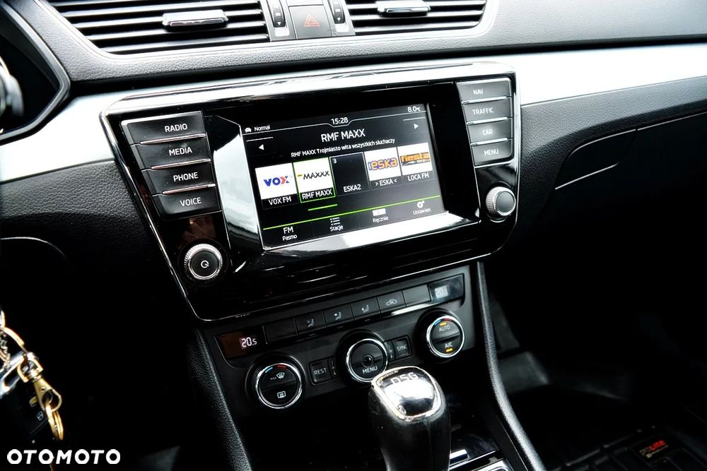 Skoda Superb 2.0 TDI DSG Active - 9