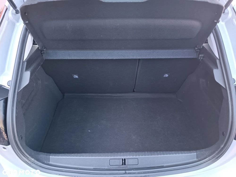 Opel Corsa - 20