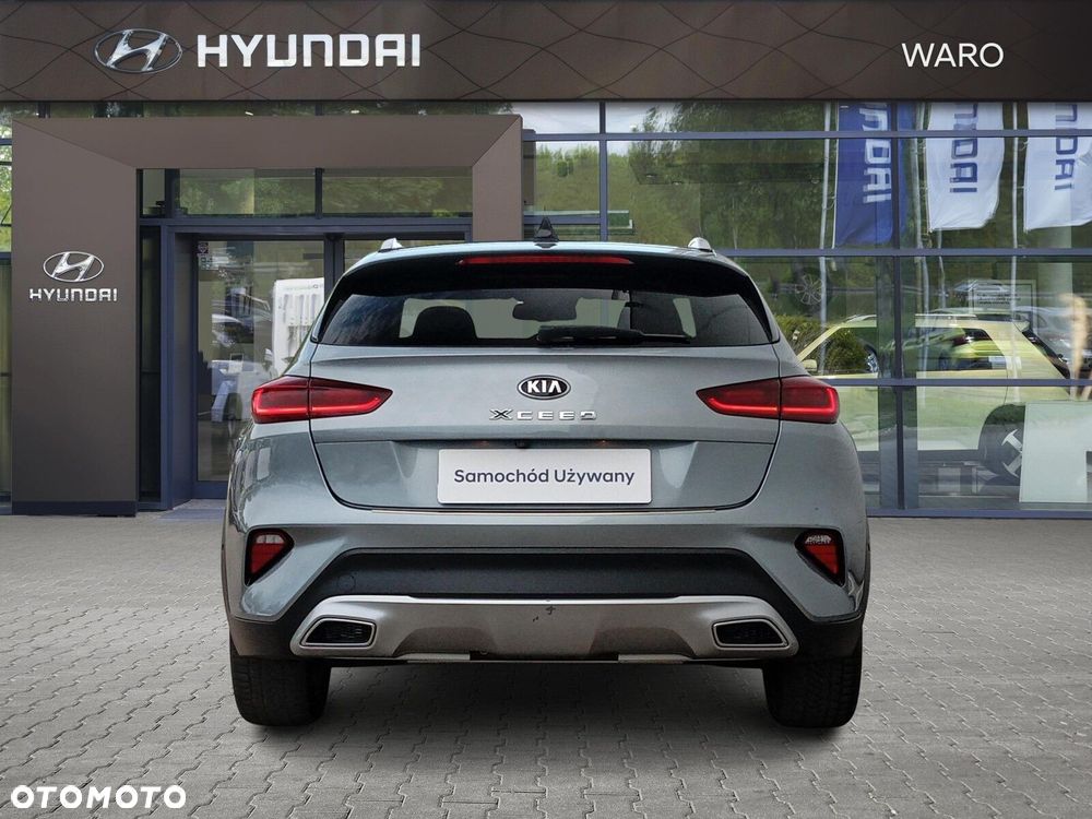 Kia XCeed 1.4 T-GDI L Business Line DCT - 4