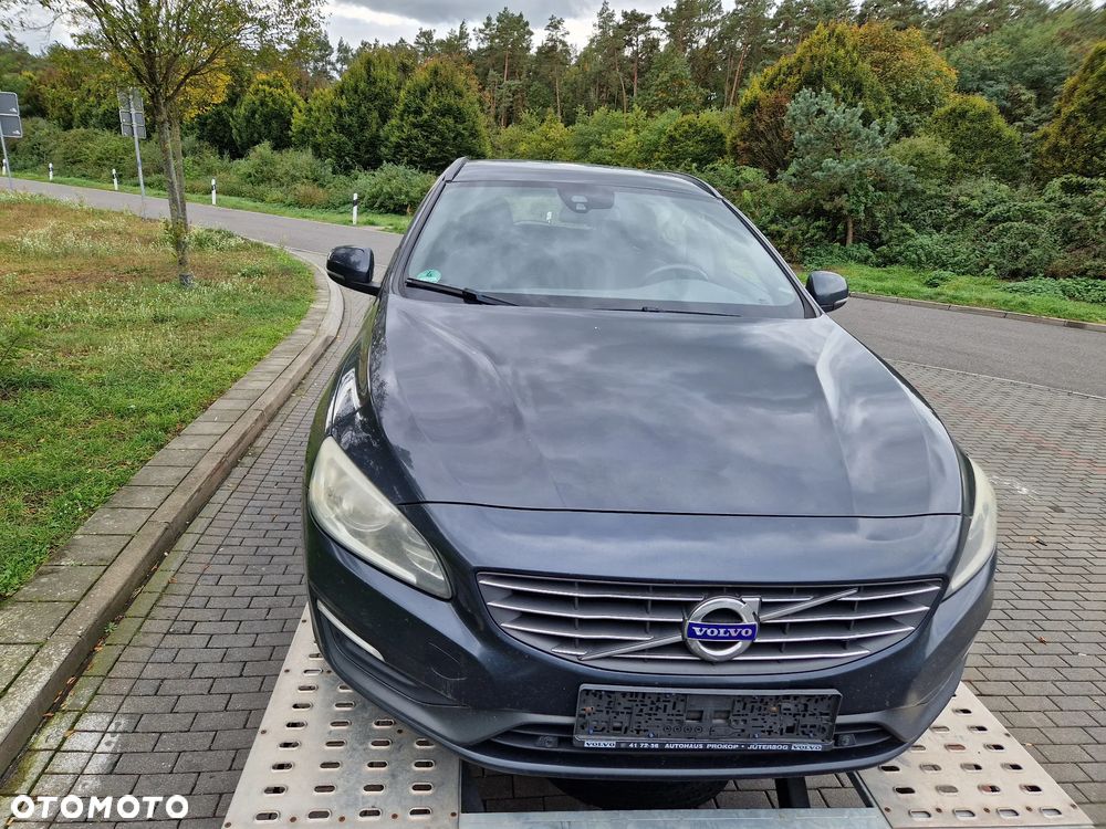 Volvo V60 D3 Kinetic - 2