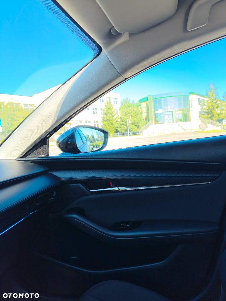 Mazda 3 - 10