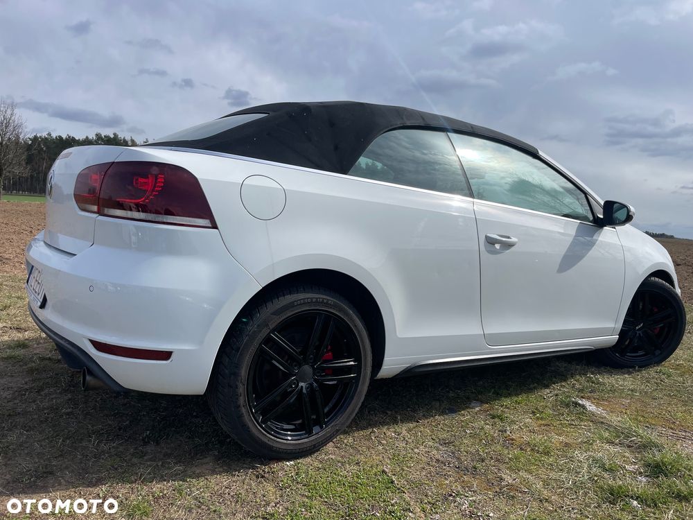 Volkswagen Golf - 10