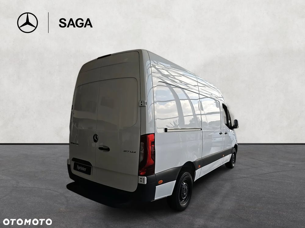 Mercedes-Benz SPRINTER 317 CDI FURGON PRO L2H2 - 6