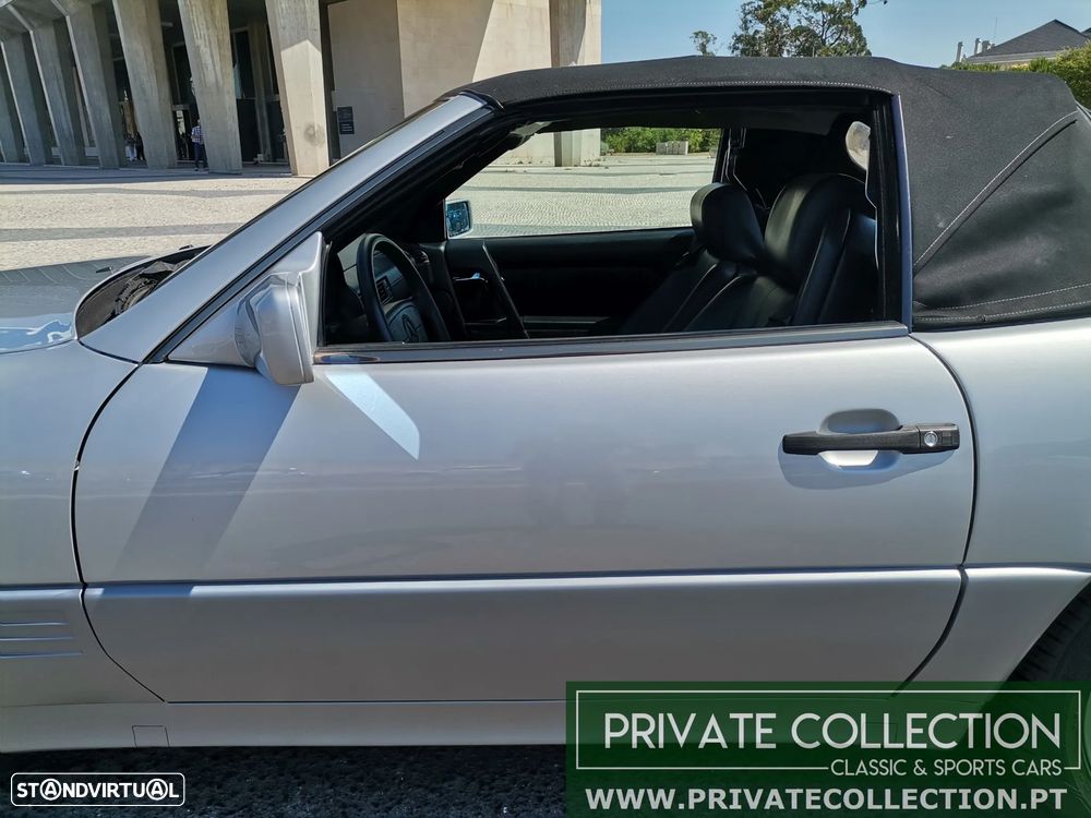 Mercedes-Benz SL 320 Standard - 12