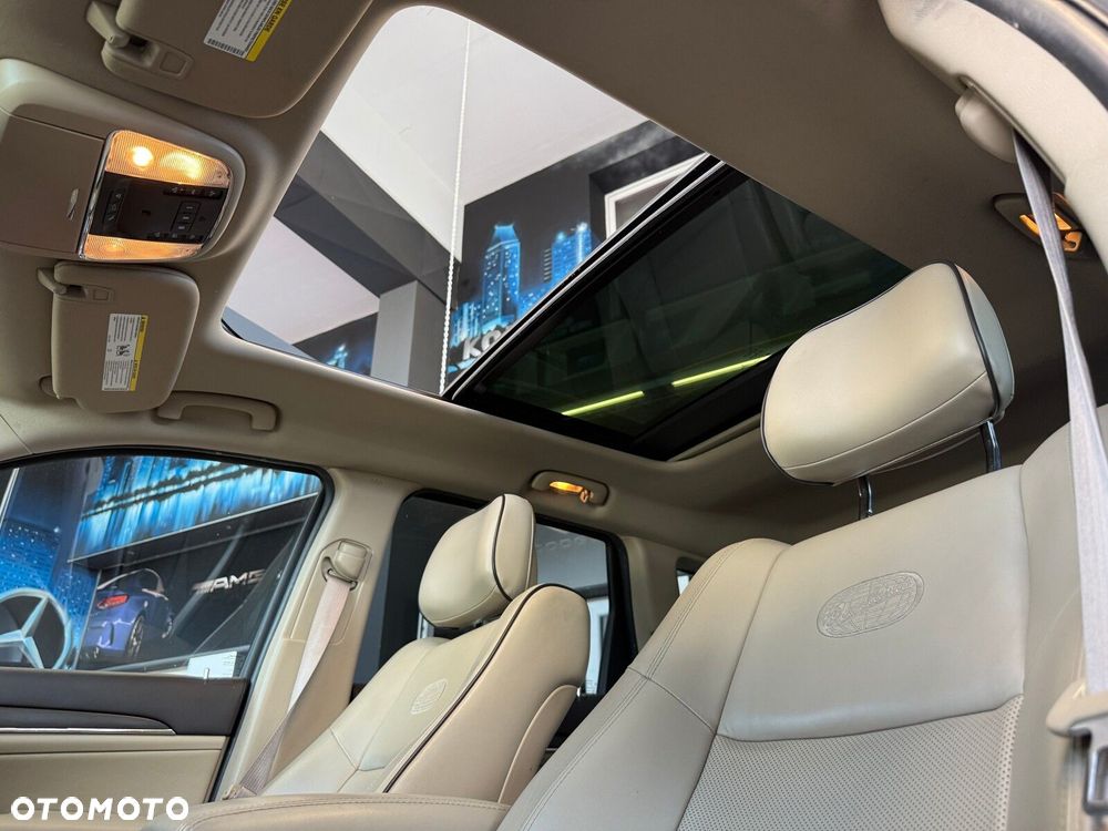 Jeep Grand Cherokee - 26