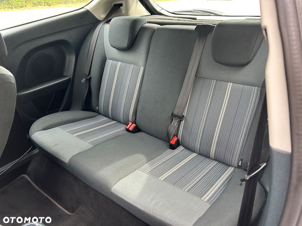 Ford Fiesta - 15