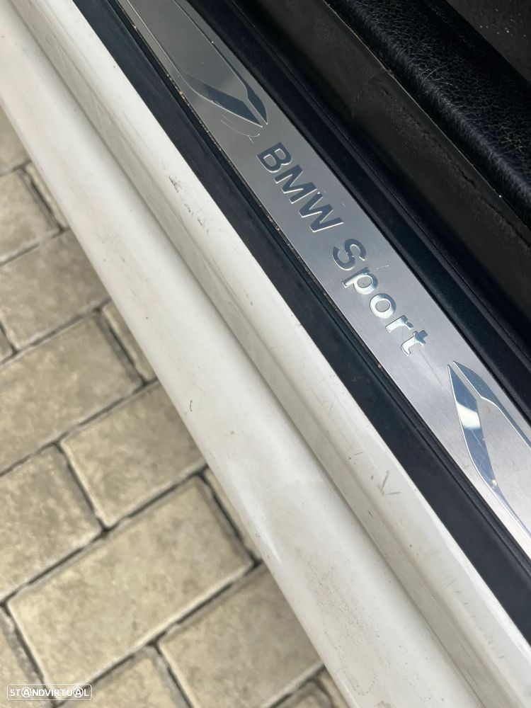 BMW 318 d Touring Auto Line Sport - 6