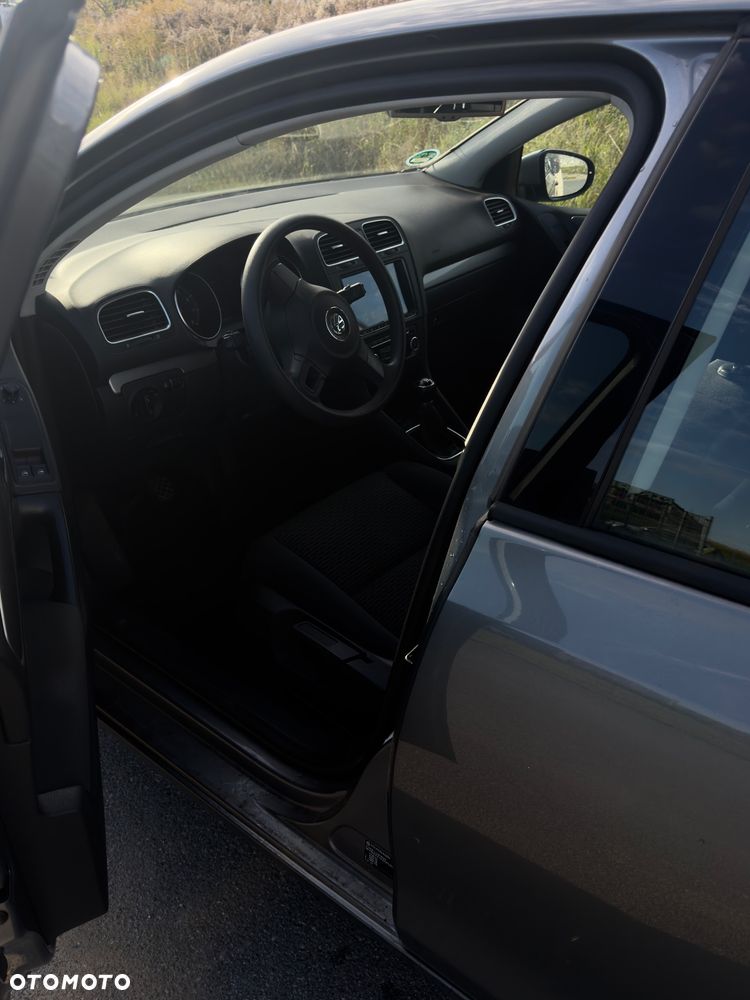 Volkswagen Golf - 19