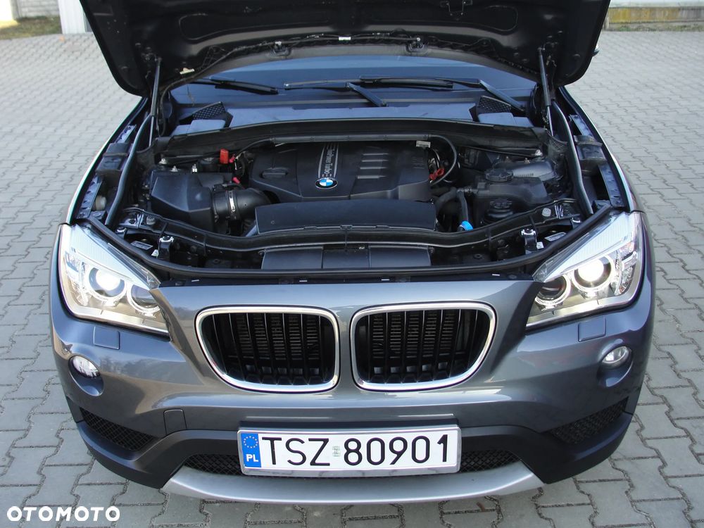 BMW X1 xDrive20d Sport Line - 32