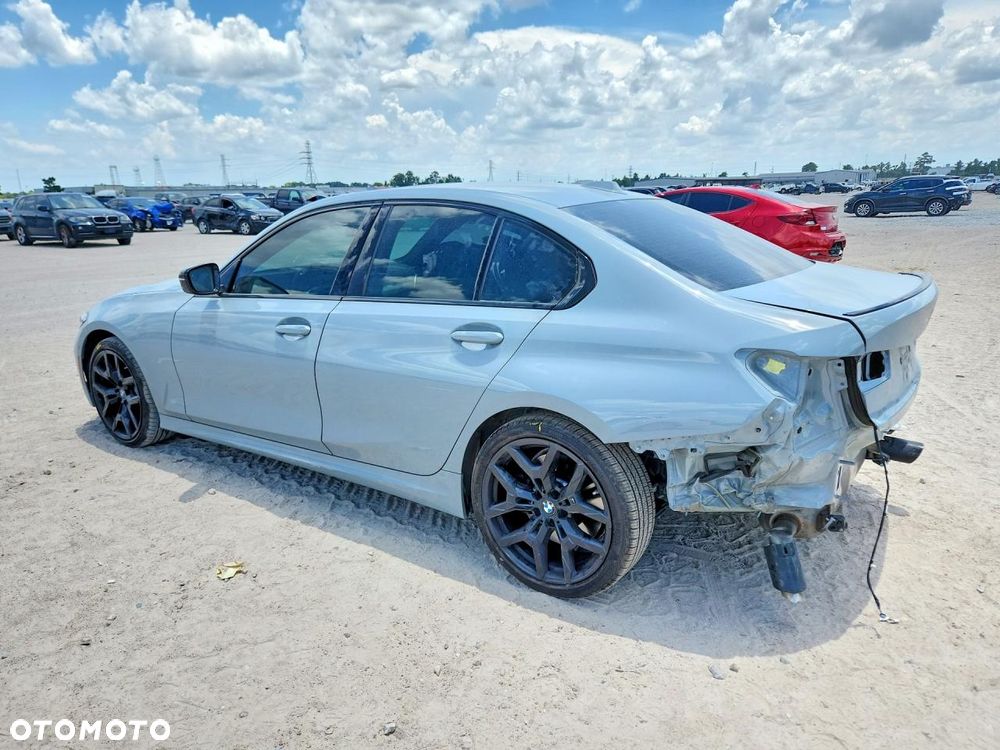 BMW Seria 3 330i Edition Luxury Line Purity - 3