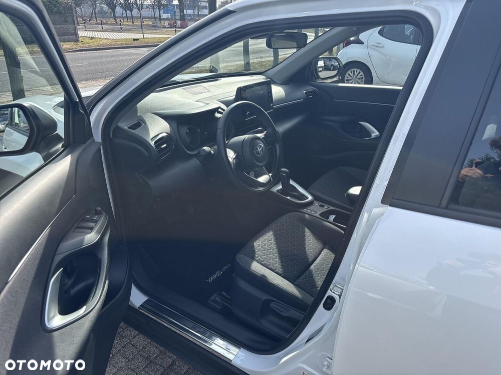 Toyota Yaris Cross Hybrid 1.5 Comfort - 16