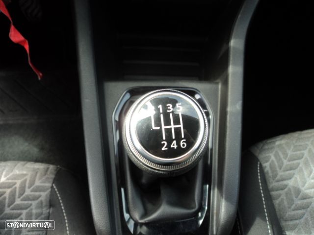 Renault Clio 1.0 TCe Evolution Bi-Fuel - 22